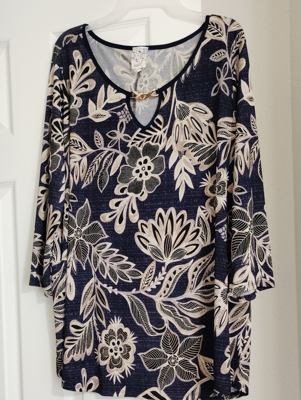 3/4 Sleeve Floral Pattern Top
